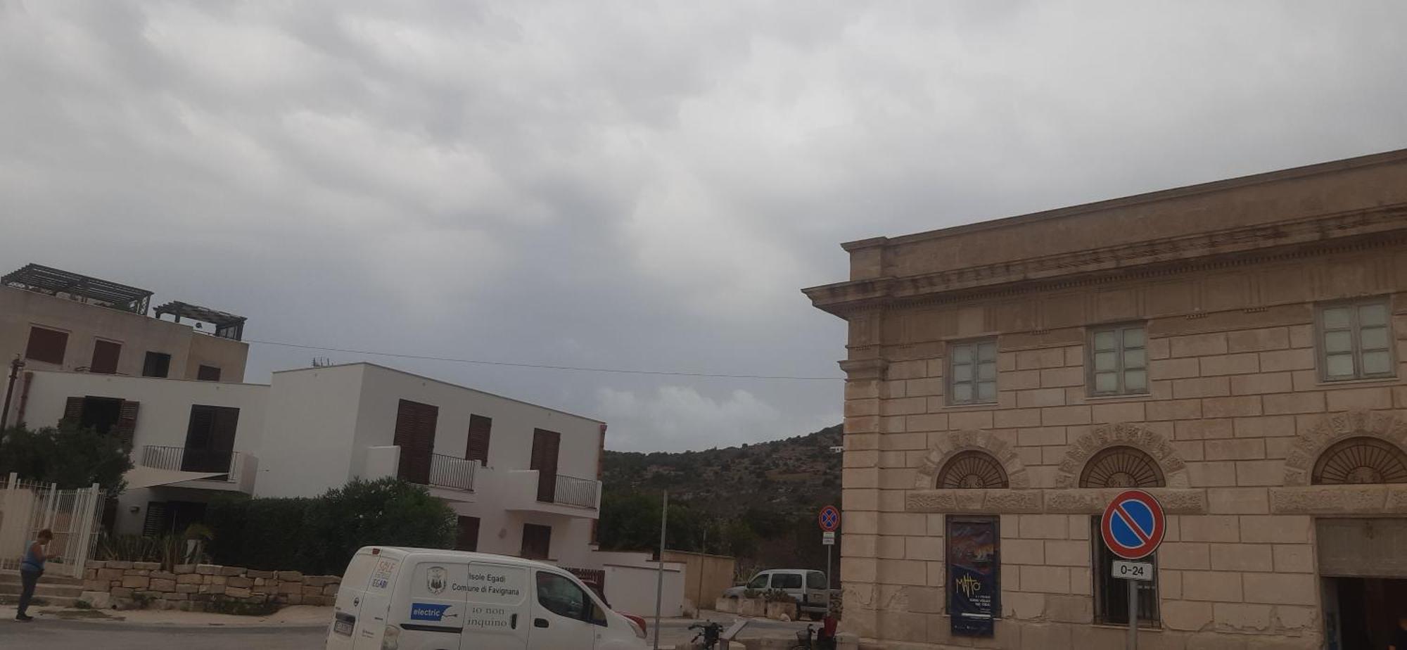 Casa Vacanza Spiaggia Praia فافينانا المظهر الخارجي الصورة